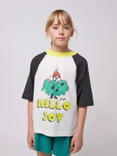 Laden Sie das Bild in den Galerie-Viewer, Hello Joy ranglan sleeves T-shirt