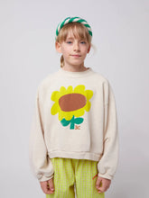 Laden Sie das Bild in den Galerie-Viewer, Sunflower cropped Sweatshirt