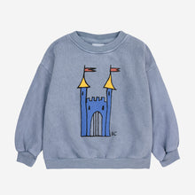 Laden Sie das Bild in den Galerie-Viewer, Faraway Castle Sweatshirt