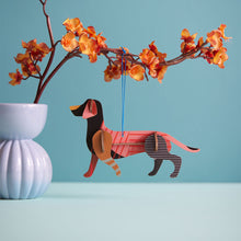 Laden Sie das Bild in den Galerie-Viewer, Lucky Charm Dachshund