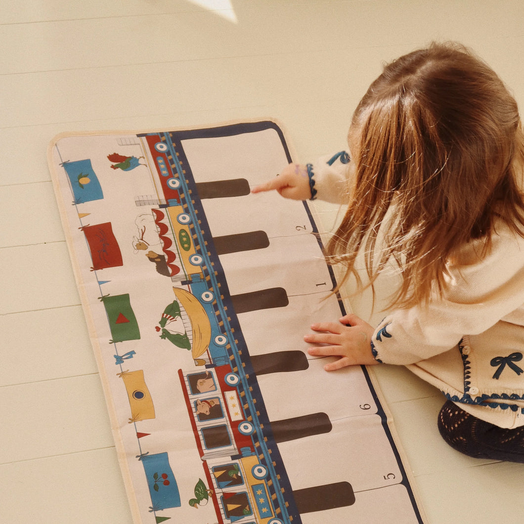 Floor Piano