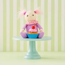 Laden Sie das Bild in den Galerie-Viewer, Dinky Dinkums - Clara Cupcake