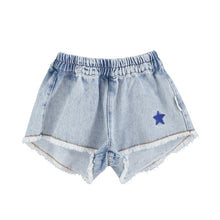 Laden Sie das Bild in den Galerie-Viewer, Fransen Shorts Washed Blue Denim