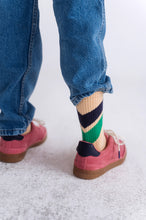 Laden Sie das Bild in den Galerie-Viewer, Sporty Socks Sand Stripe