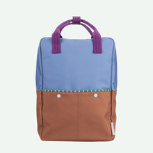 Laden Sie das Bild in den Galerie-Viewer, Rucksack Large Better Together Colourblocking Badminton Blue