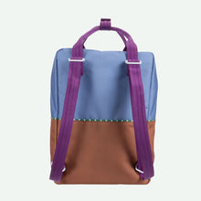 Laden Sie das Bild in den Galerie-Viewer, Rucksack Large Better Together Colourblocking Badminton Blue