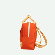 Laden Sie das Bild in den Galerie-Viewer, Rucksack Small Better Together Rugby Red