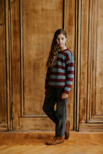 Laden Sie das Bild in den Galerie-Viewer, Striped Knitted Sweater Seahorse